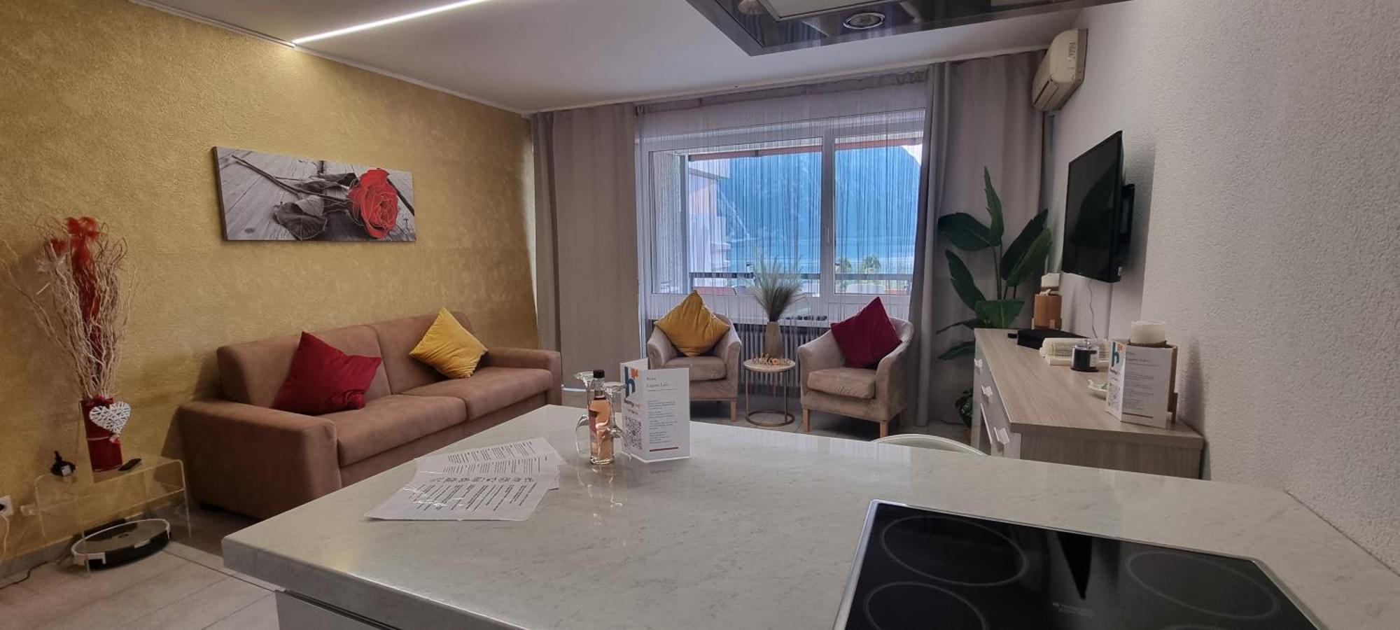 Relax-Lugano Lake Bissone Rom bilde